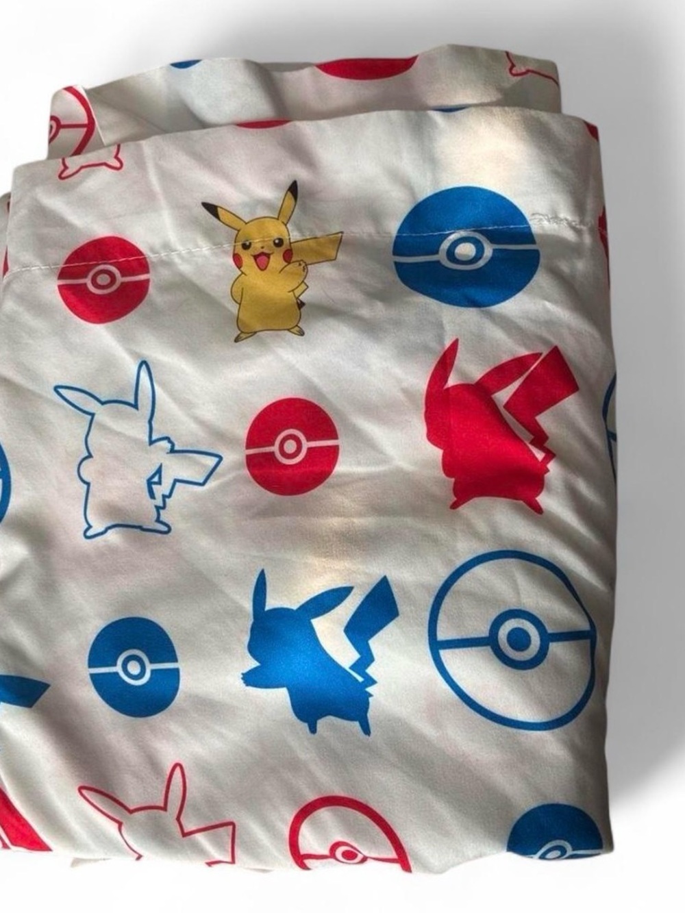 Pokémon Pikachu Printed Twin Bedding Set - White, Red & Blue